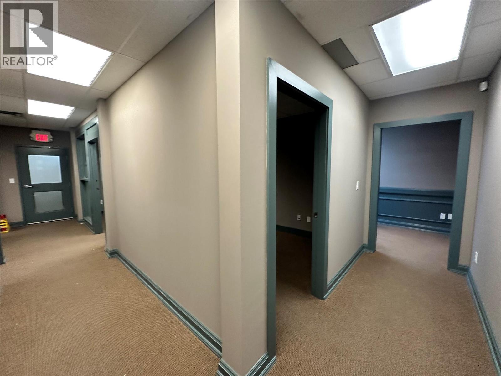 101 1460 Pandosy Street, Kelowna