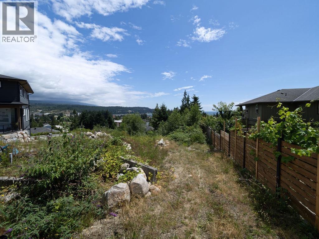 5618 DUNGENESS PLACE, Sechelt