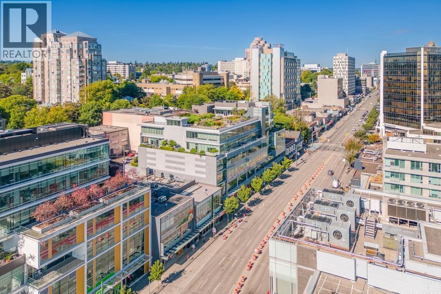 Office in Vancouver - Image 12