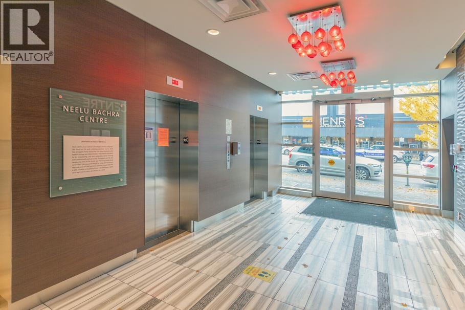 Office in Vancouver - Image 15