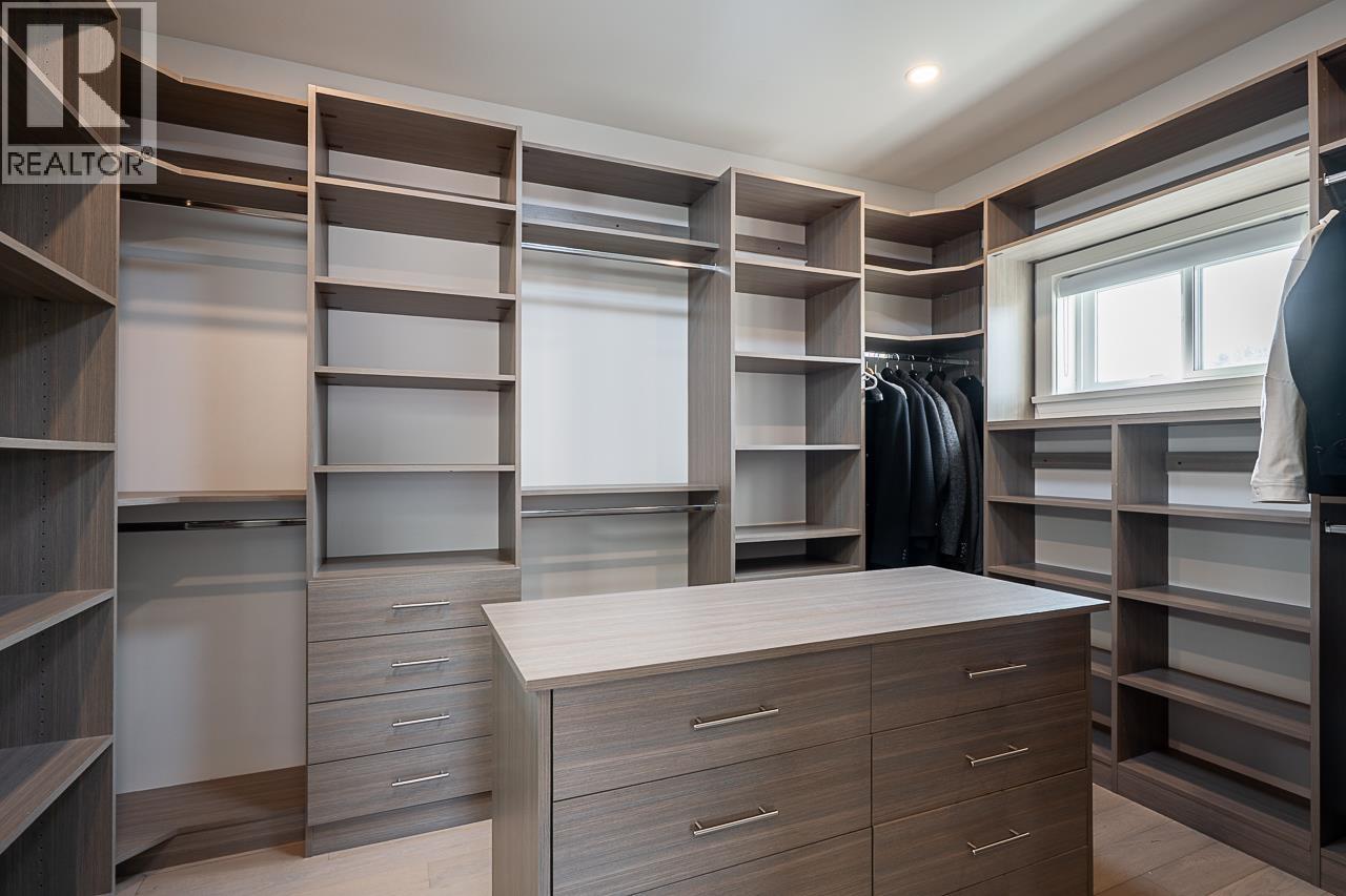 4929 53 Street, Ladner