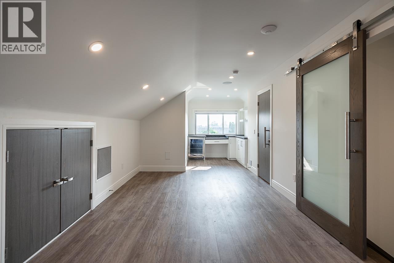 4929 53 Street, Ladner