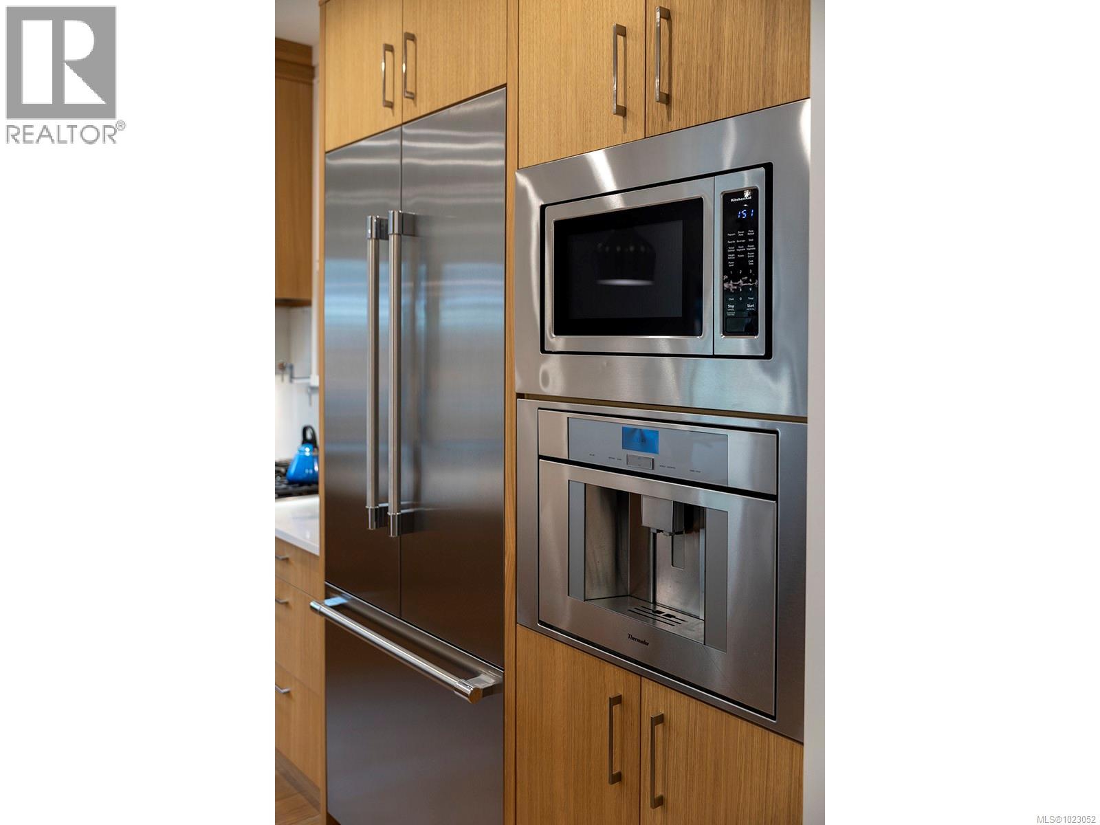  2580 Sherwood Lane, Saanich