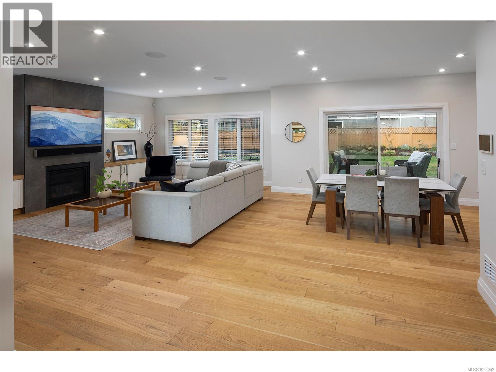  2580 Sherwood Lane, Saanich