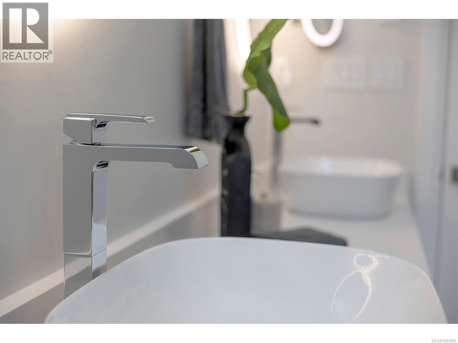  2580 Sherwood Lane, Saanich