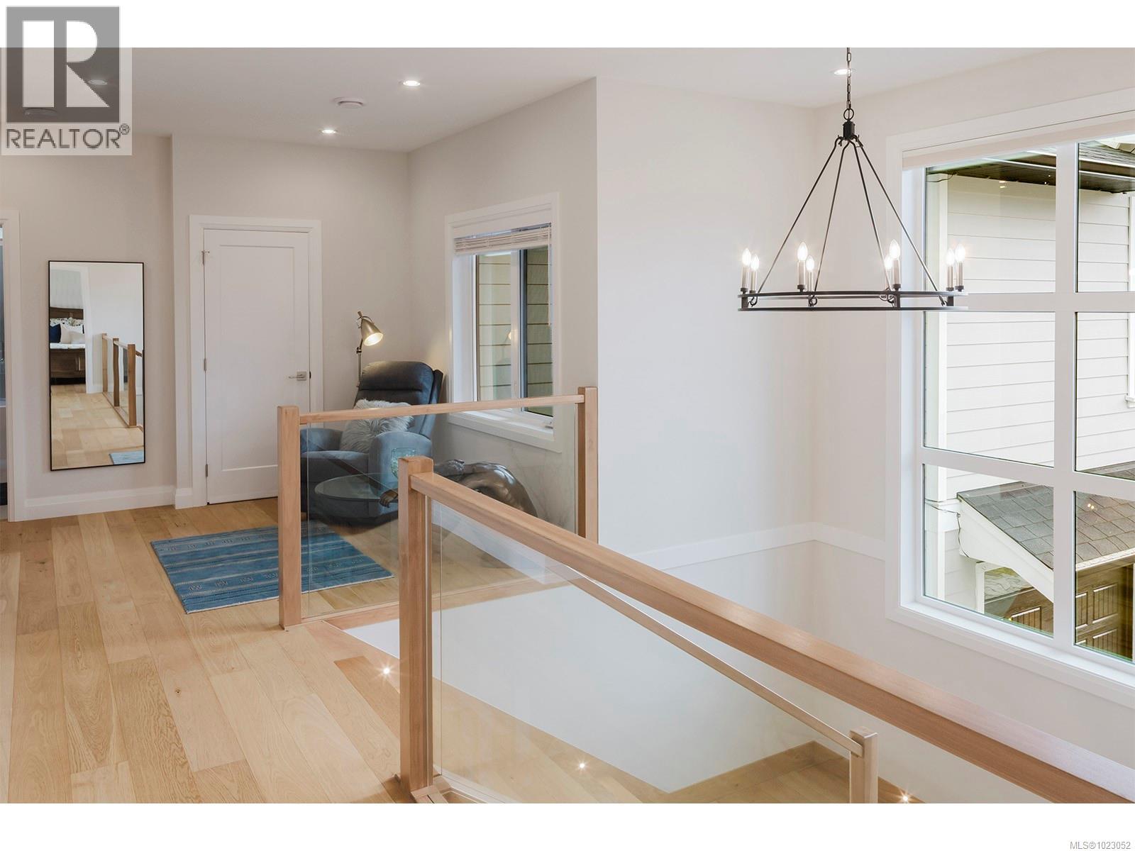  2580 Sherwood Lane, Saanich