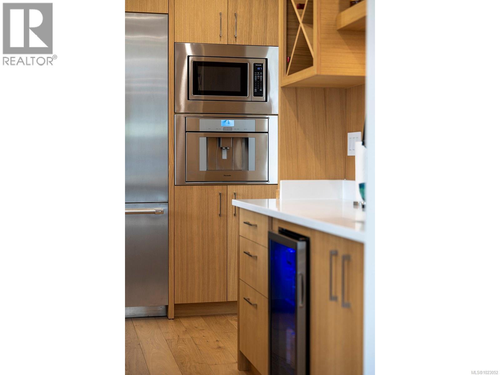  2580 Sherwood Lane, Saanich