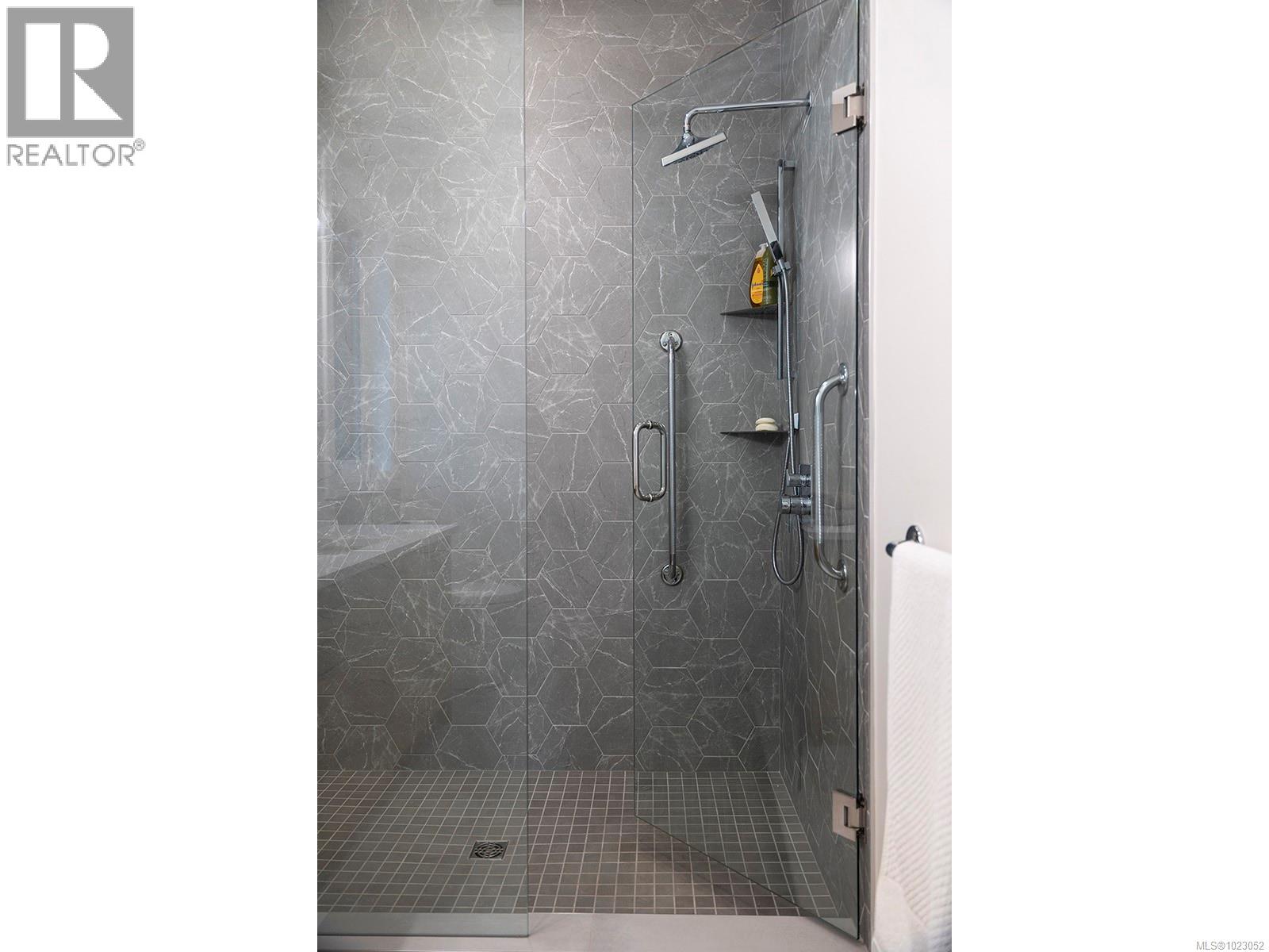  2580 Sherwood Lane, Saanich