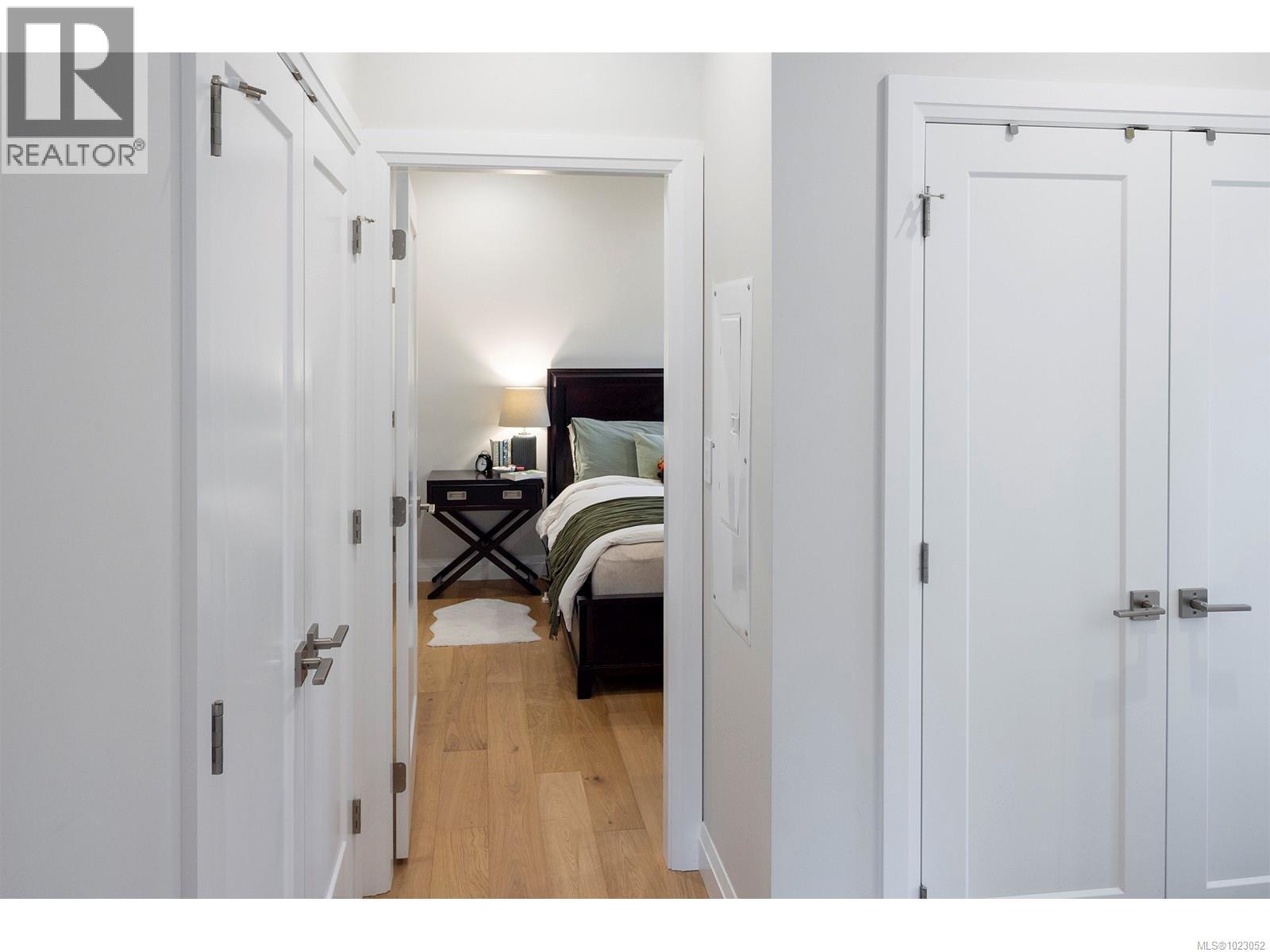  2580 Sherwood Lane, Saanich