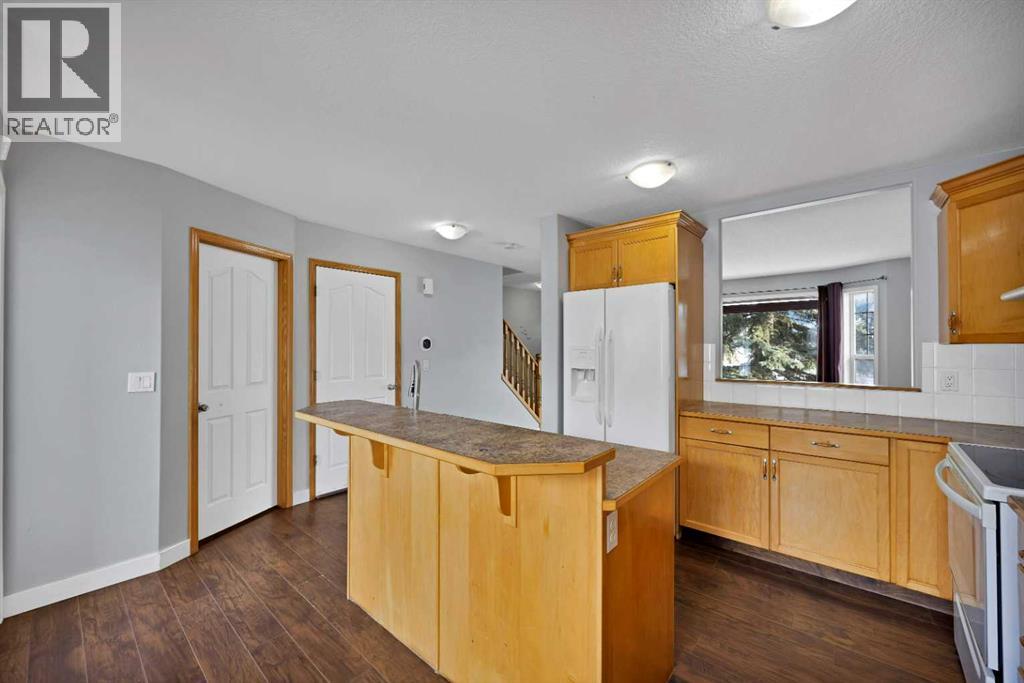 Single Family House for Sale in  Taravista Street NE Taradale Calgary 