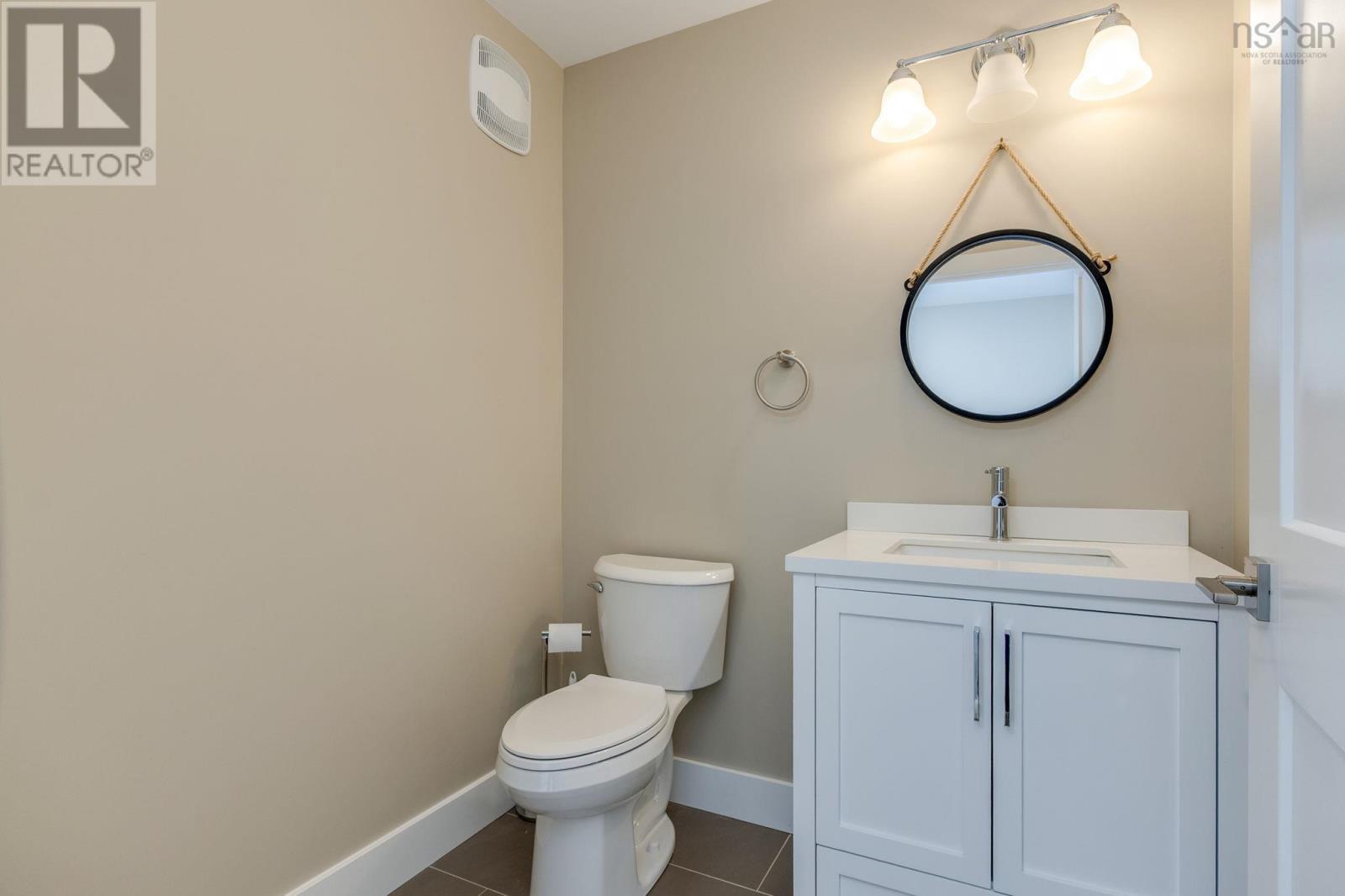 Property 31 of 44 of 61 Highland Drive