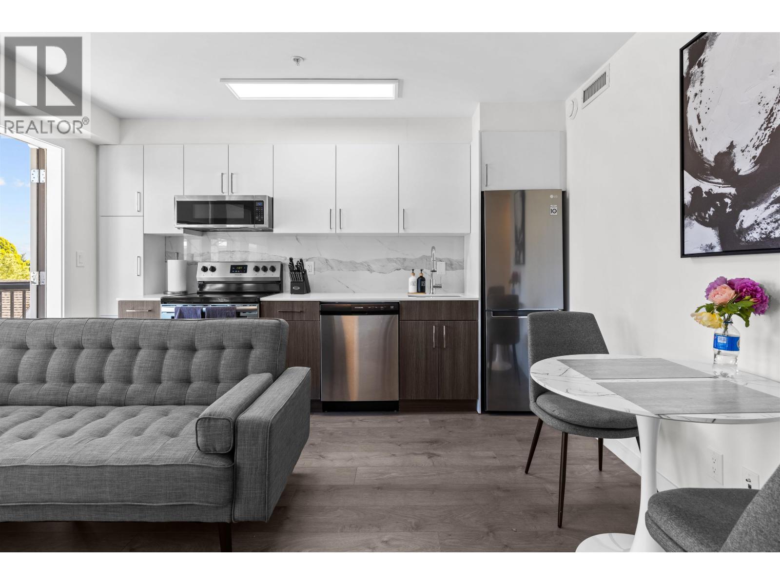 House in Vancouver - Image 7
