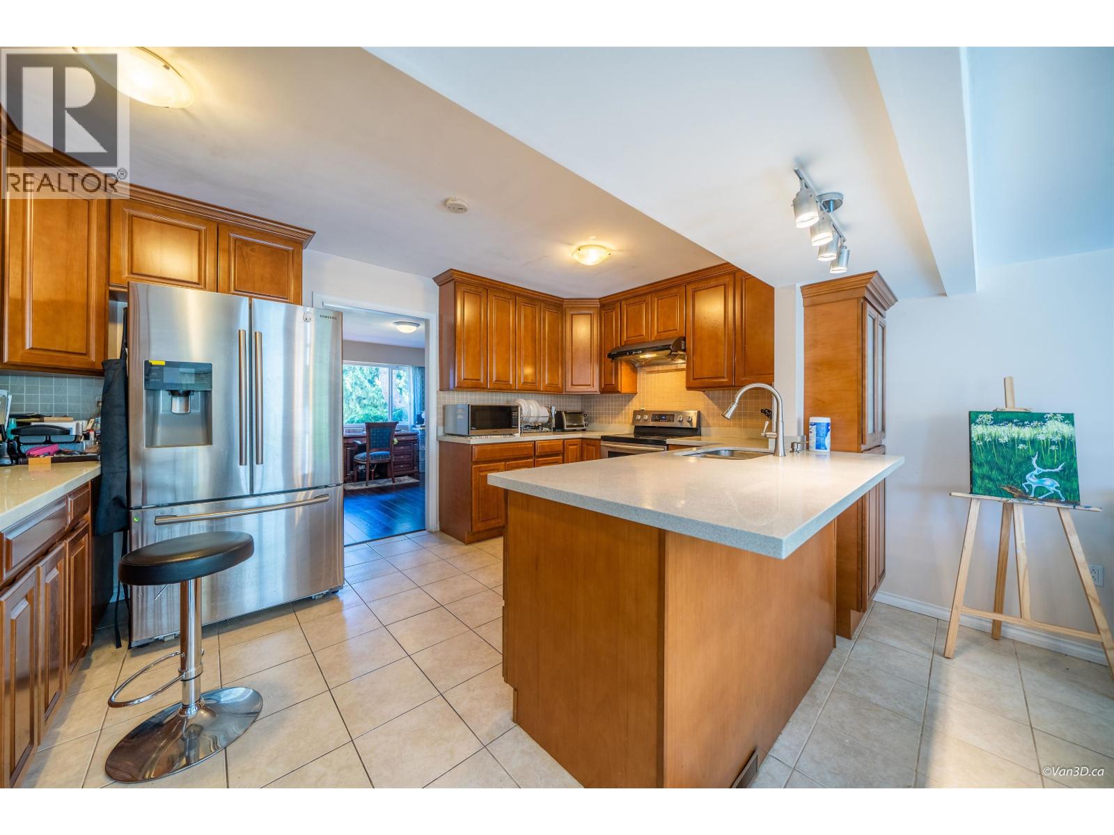 5681 SARDIS CRESCENT, Burnaby