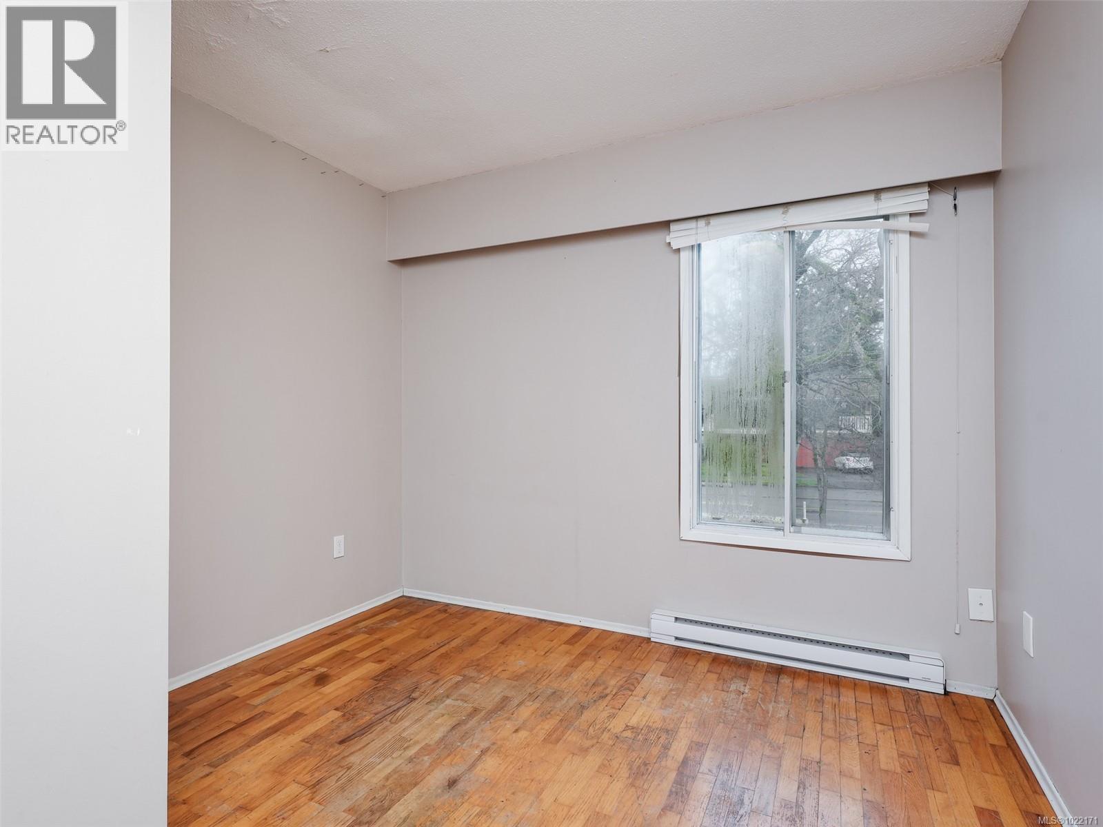 A & B 1725 Feltham Road, Saanich