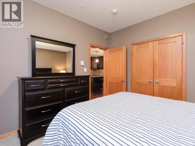 103-32 WATERFRONT PLACE - 15