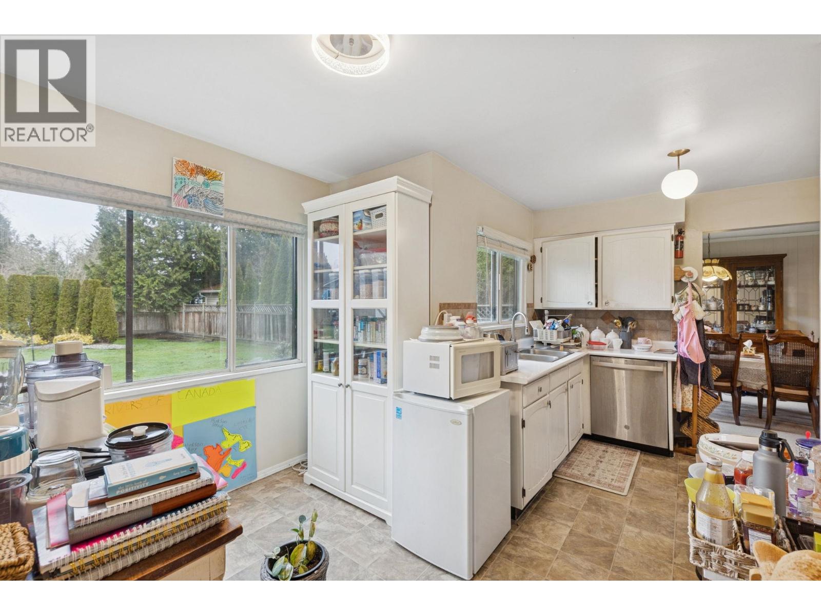 5045 10A Avenue, Delta