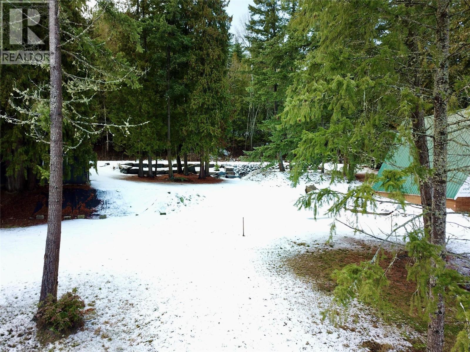  9884 Mara West Road, Sicamous