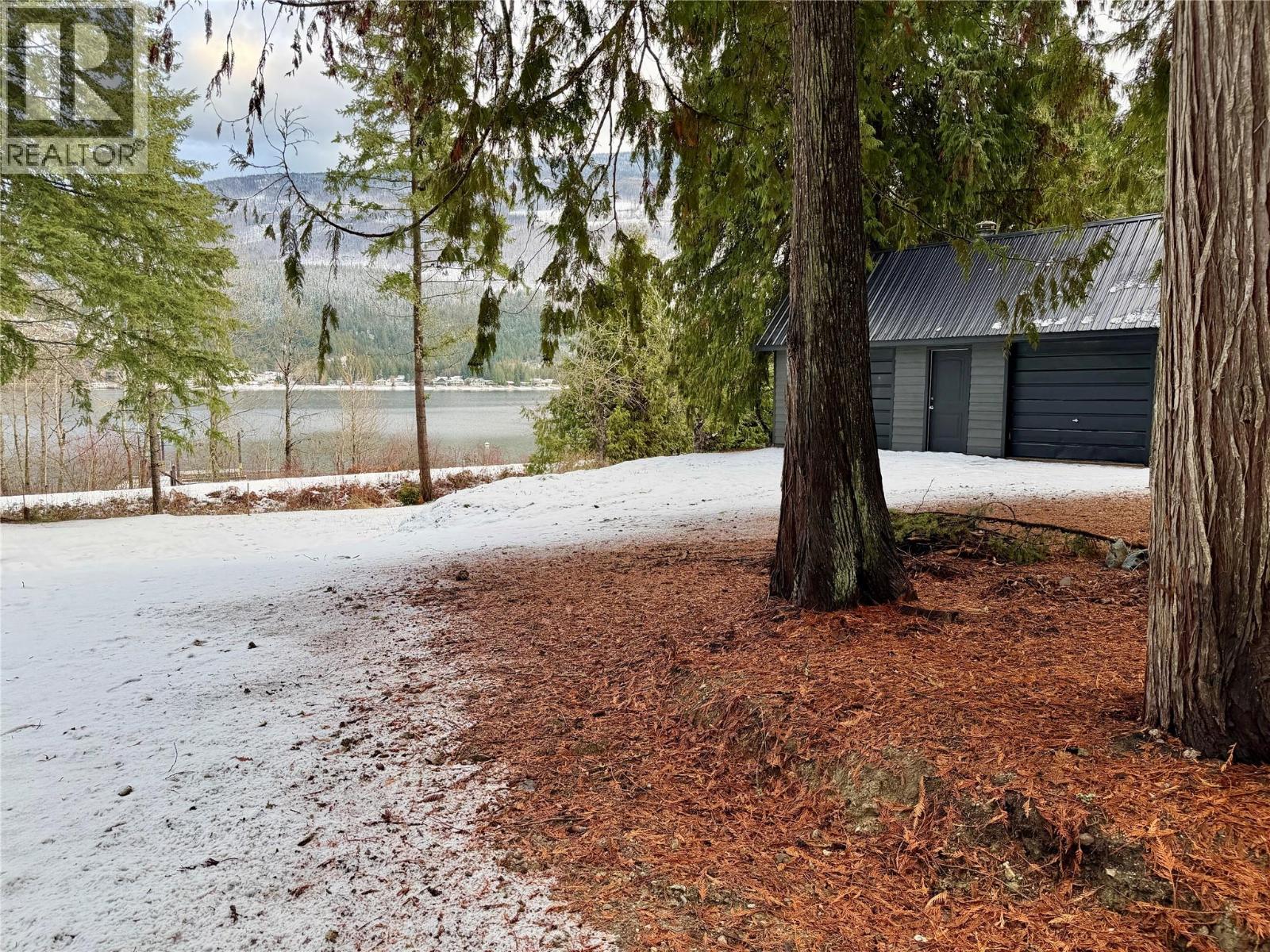  9884 Mara West Road, Sicamous