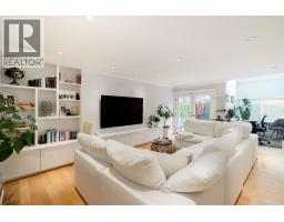 4820 Headland Drive, West Vancouver, BC V7W2Z3 Photo 10