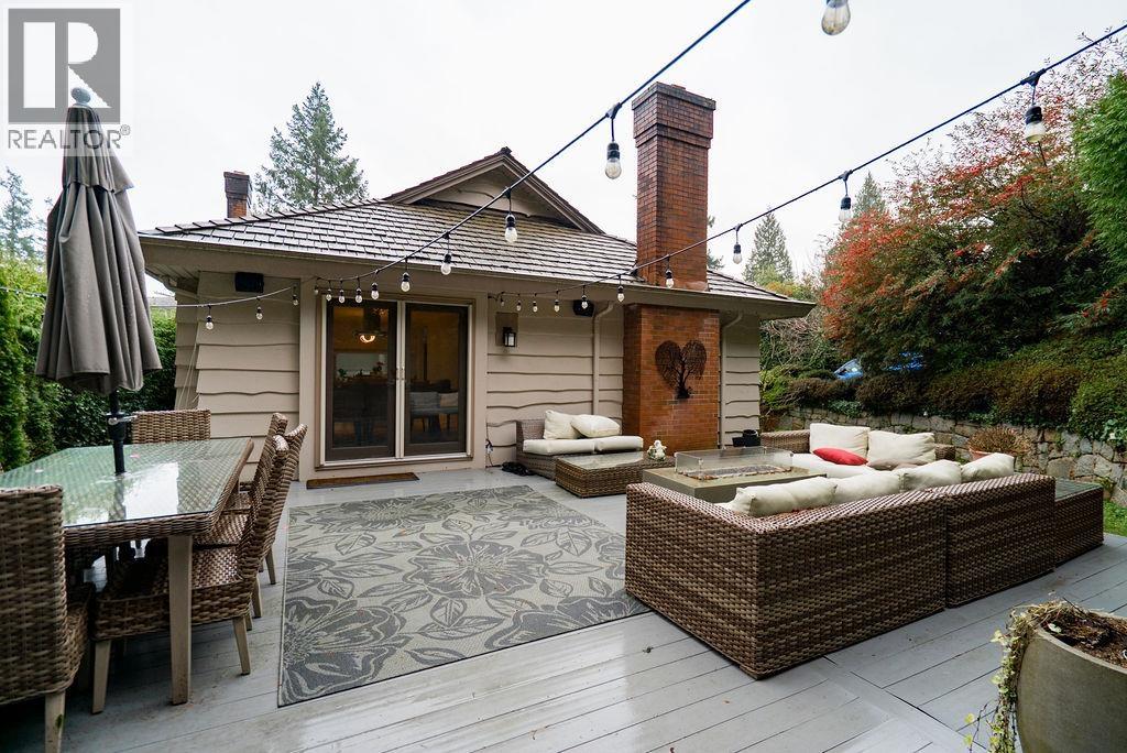 4820 HEADLAND DRIVE, West Vancouver