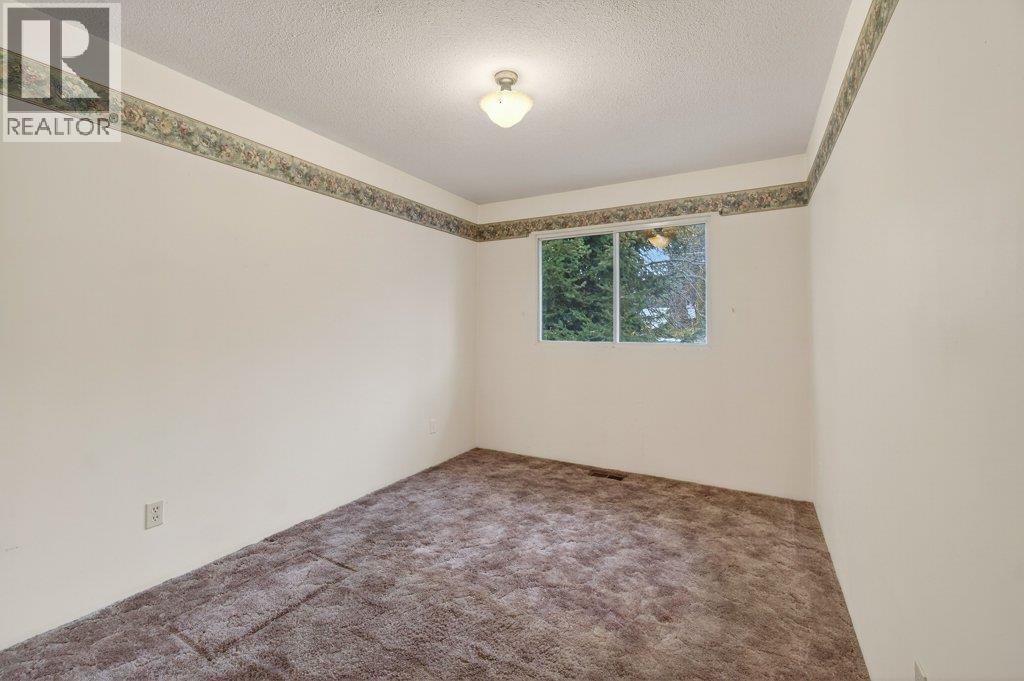 2850 30 Avenue NE, Salmon Arm