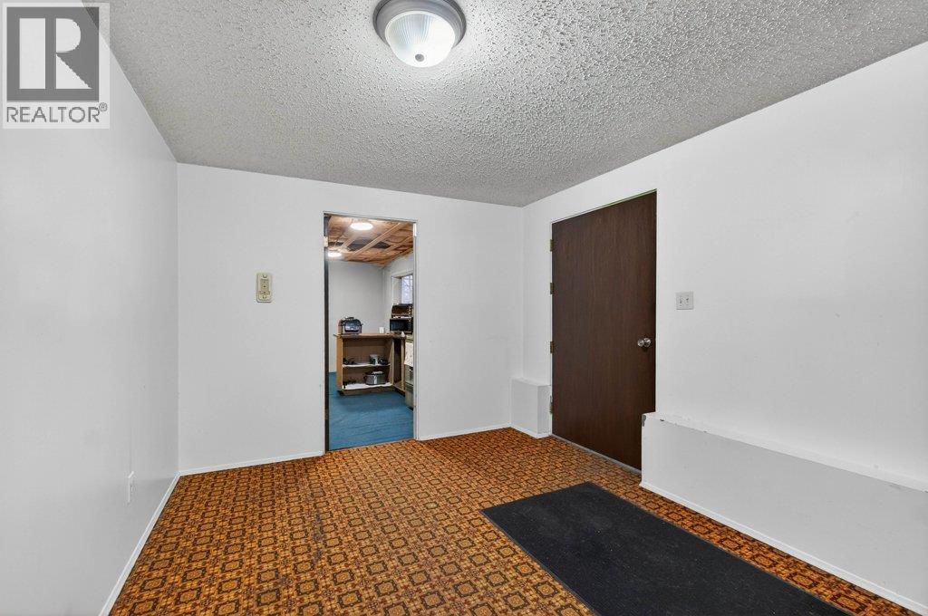 2850 30 Avenue NE, Salmon Arm