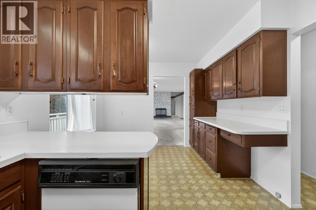 2850 30 Avenue NE, Salmon Arm