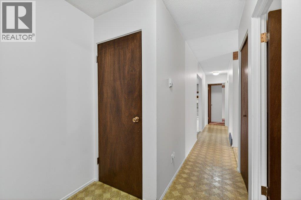 2850 30 Avenue NE, Salmon Arm