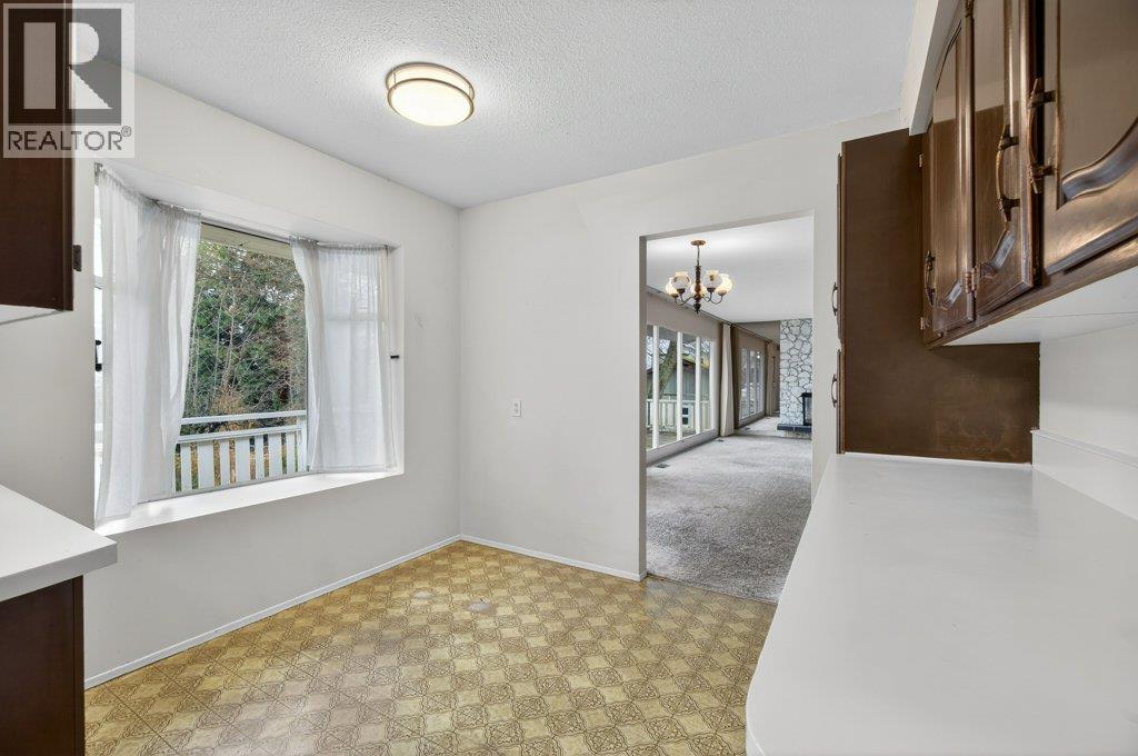 2850 30 Avenue NE, Salmon Arm