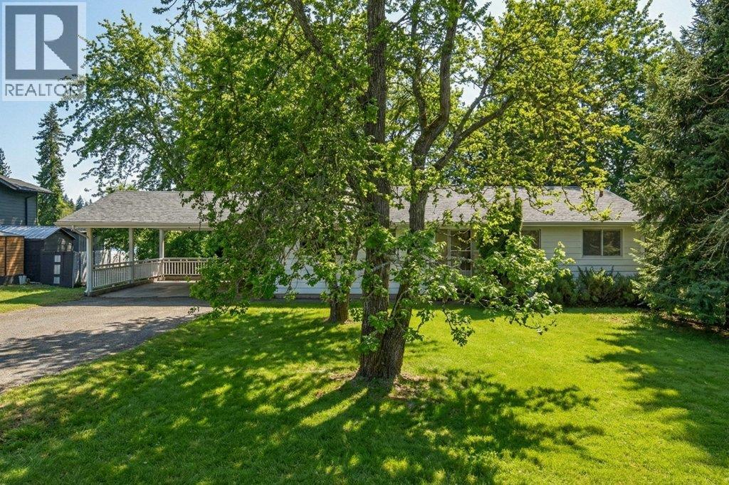 2850 30 Avenue NE, Salmon Arm