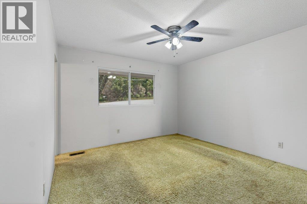 2850 30 Avenue NE, Salmon Arm