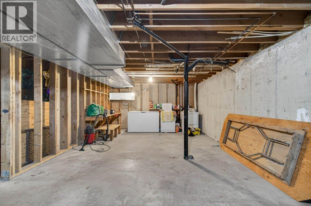 2850 30 Avenue NE, Salmon Arm