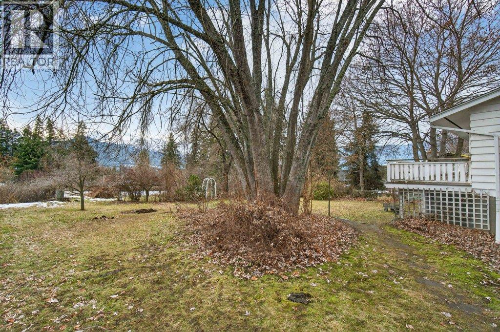 2850 30 Avenue NE, Salmon Arm