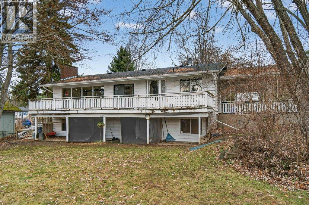 2850 30 Avenue NE, Salmon Arm