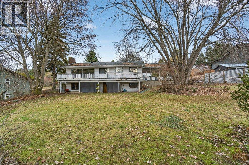 2850 30 Avenue NE, Salmon Arm