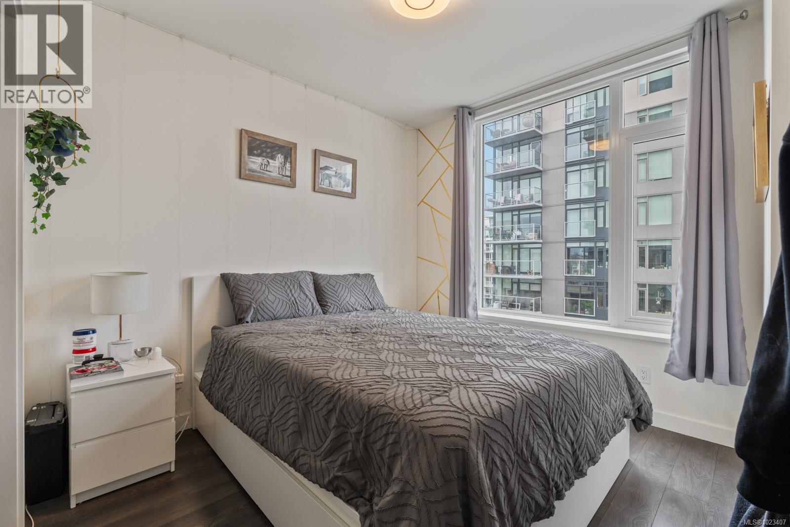 1105 848 Yates Street, Victoria