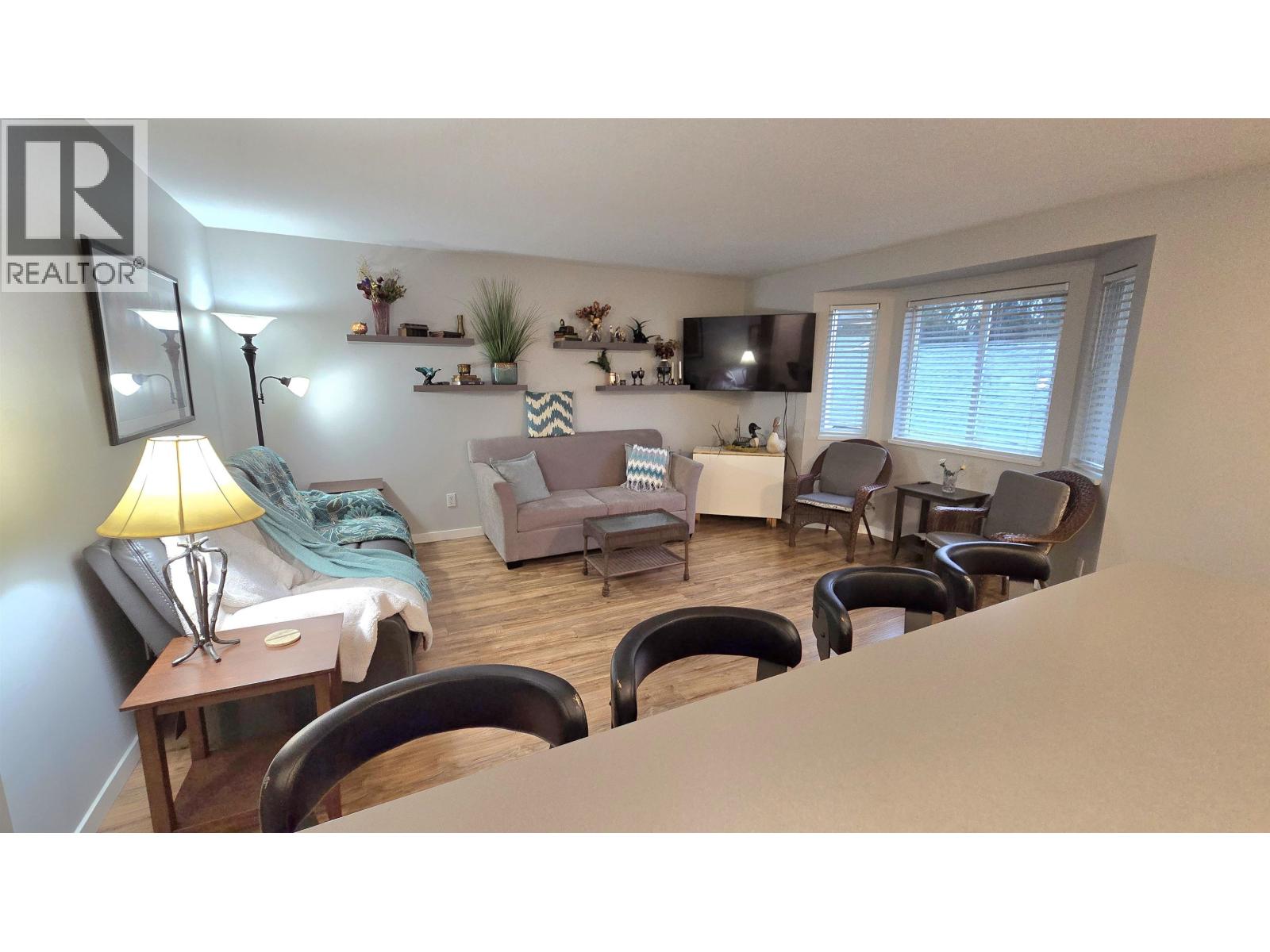 20799 119 Unit 10 photo 5