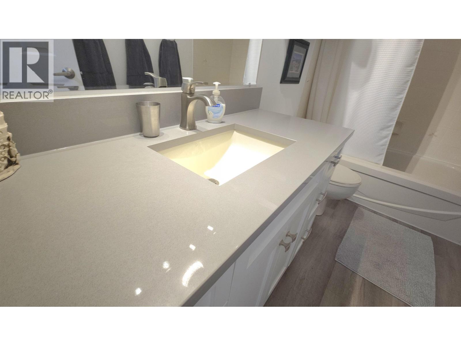 10 20799 119 AVENUE, Maple Ridge