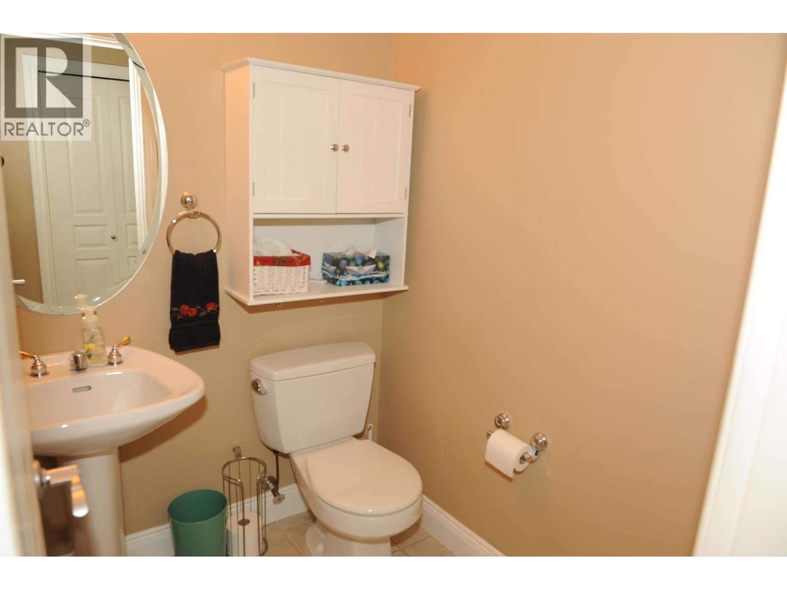 143 19639 MEADOW GARDENS WAY, Pitt Meadows