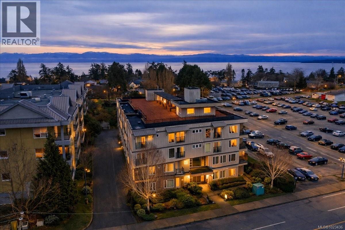 213 1405 Esquimalt Road, Esquimalt