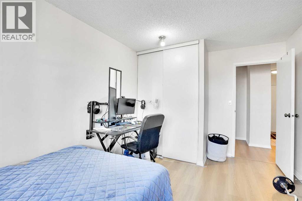 Single Family House for Sale in    Avenue SW Beltline Calgary 