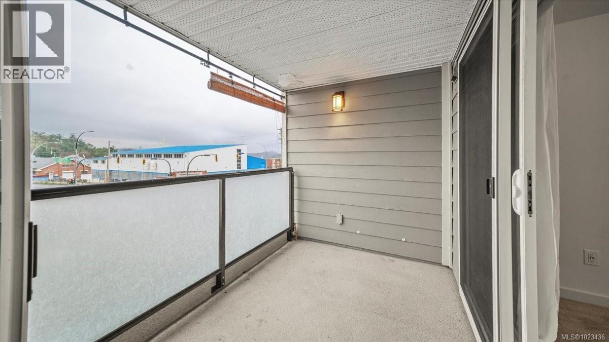 213 1405 Esquimalt Road, Esquimalt