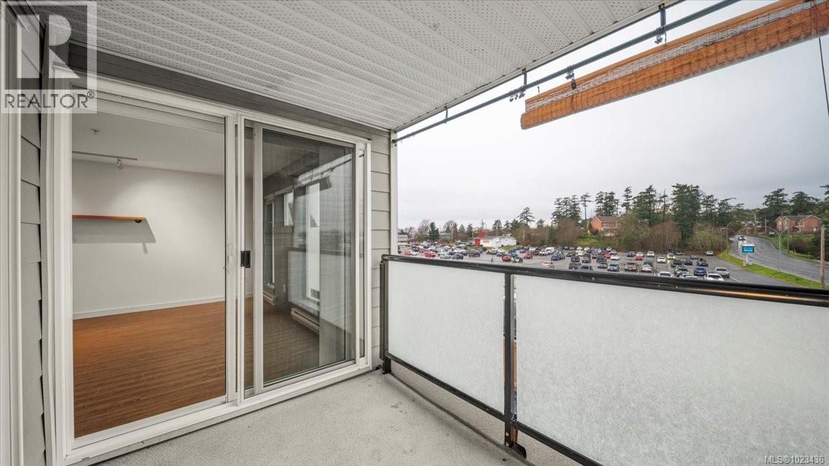 213 1405 Esquimalt Road, Esquimalt