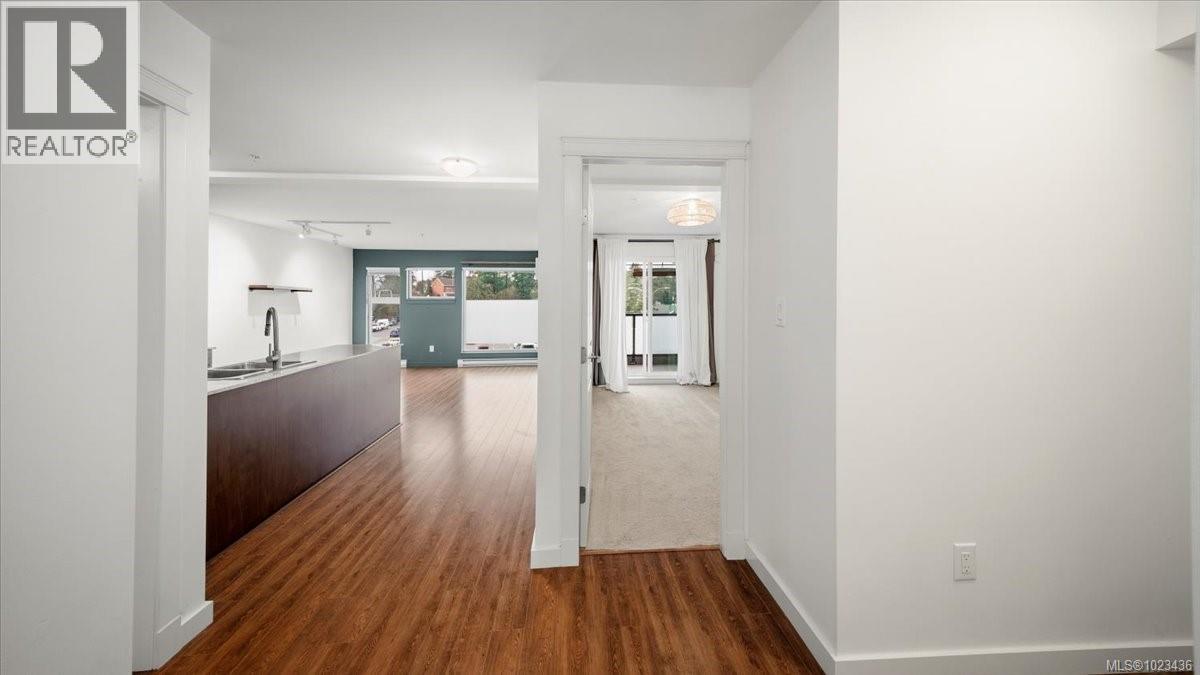 213 1405 Esquimalt Road, Esquimalt