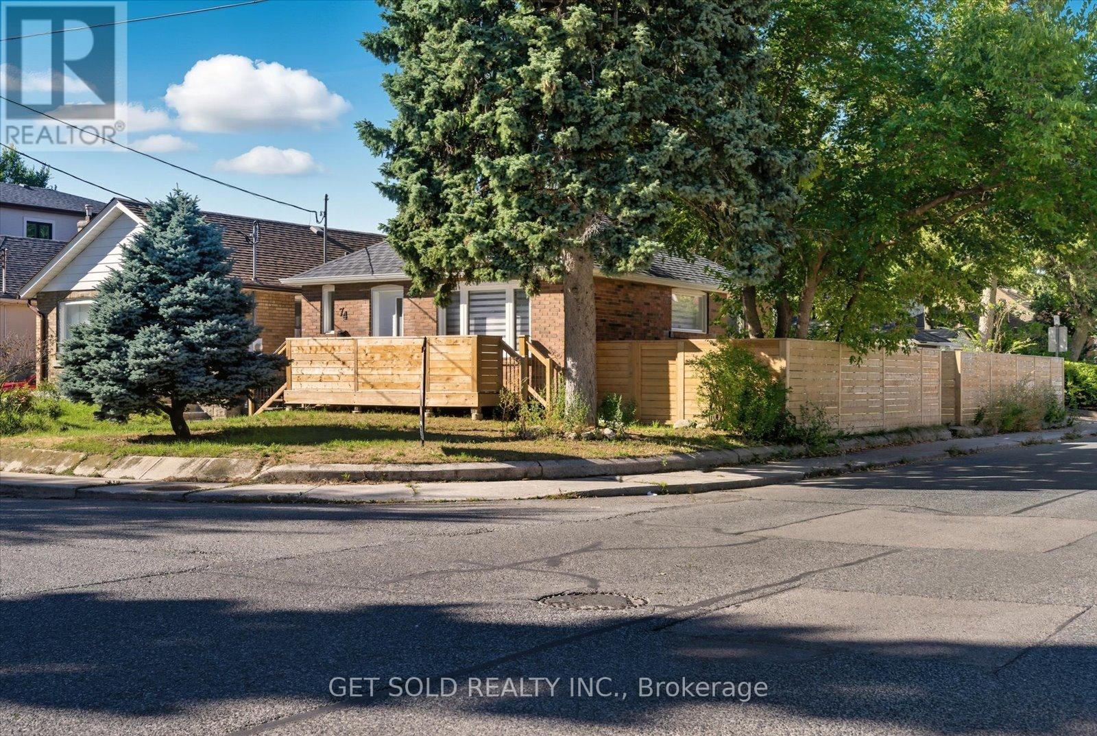 74 ST HUBERT AVENUE - 2