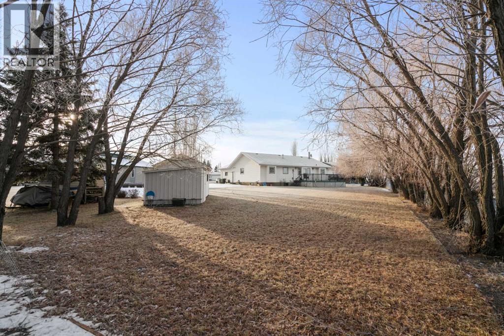 Single Family House Bungalow for Sale in   Avenue Victoria Park Camrose 