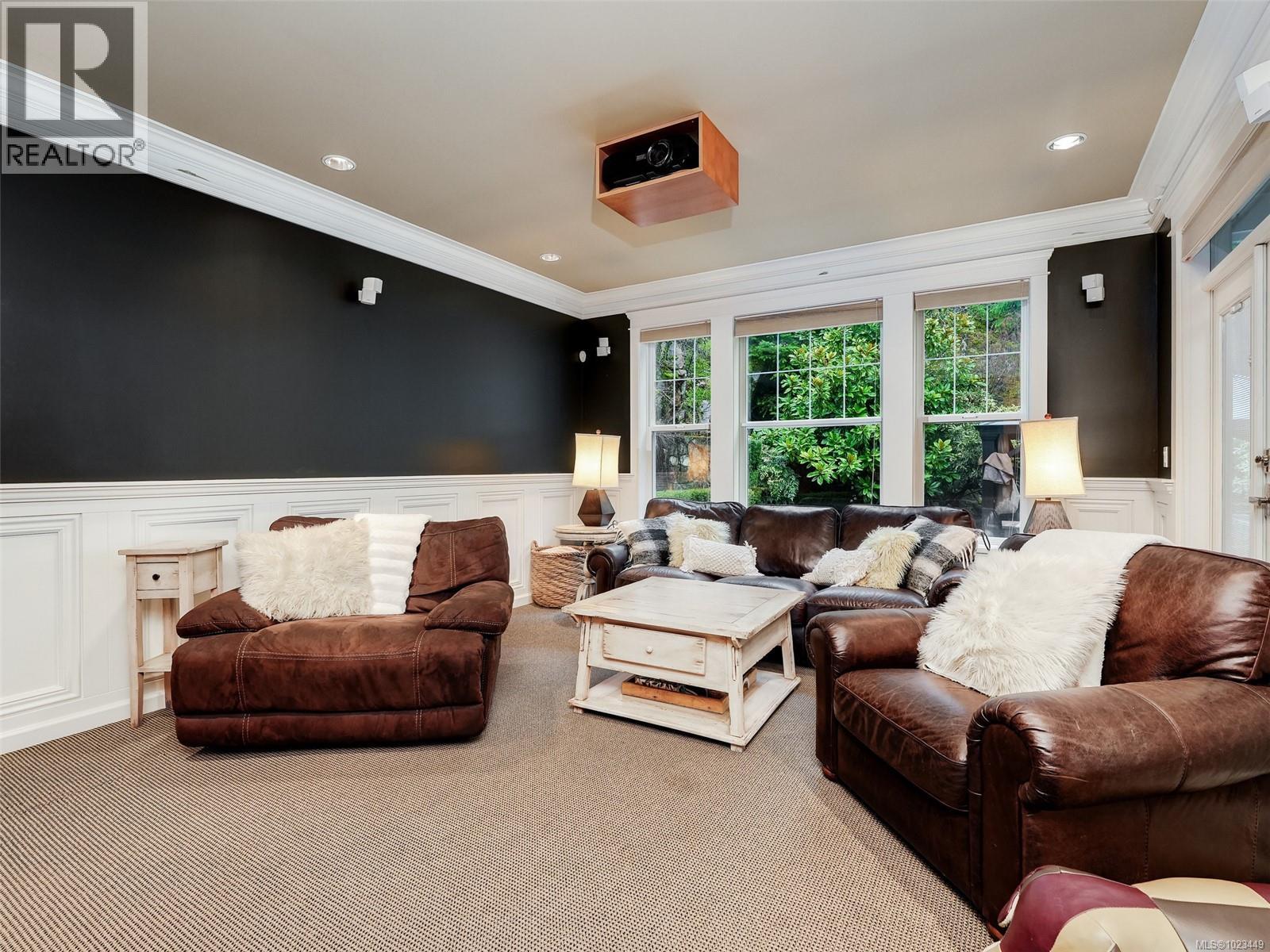  2196 Nicklaus Drive, Langford