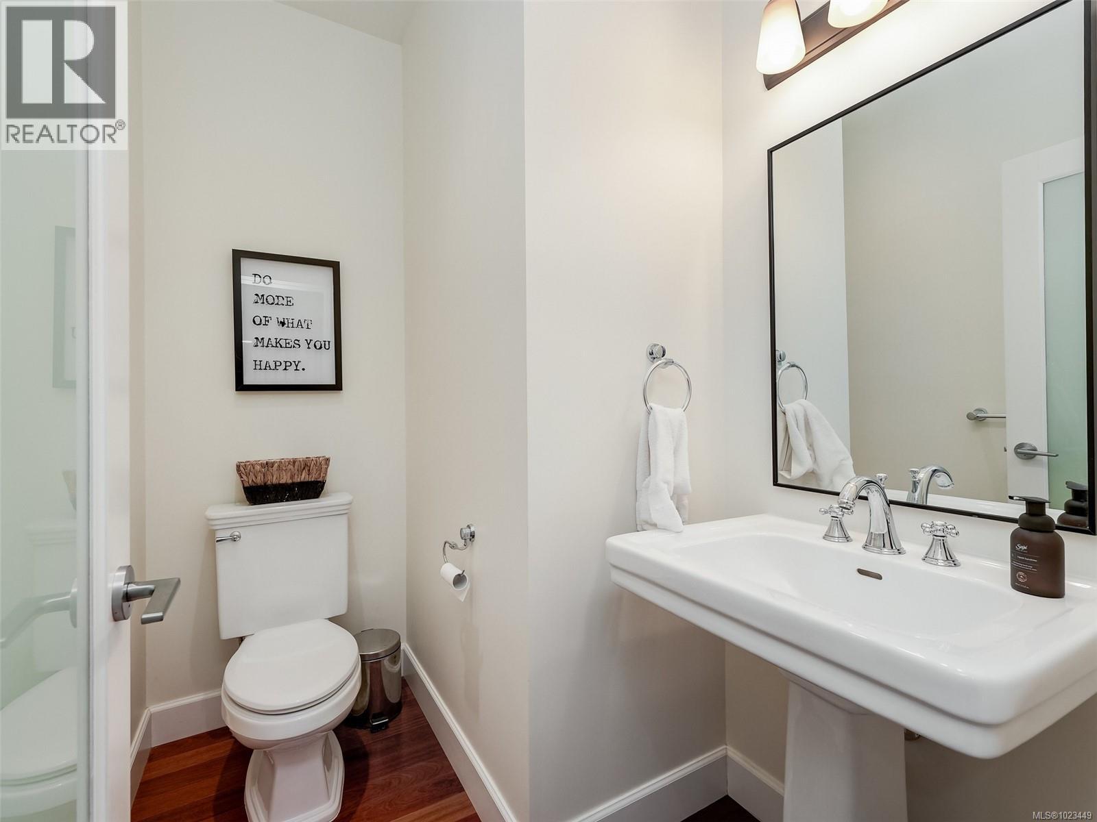  2196 Nicklaus Drive, Langford