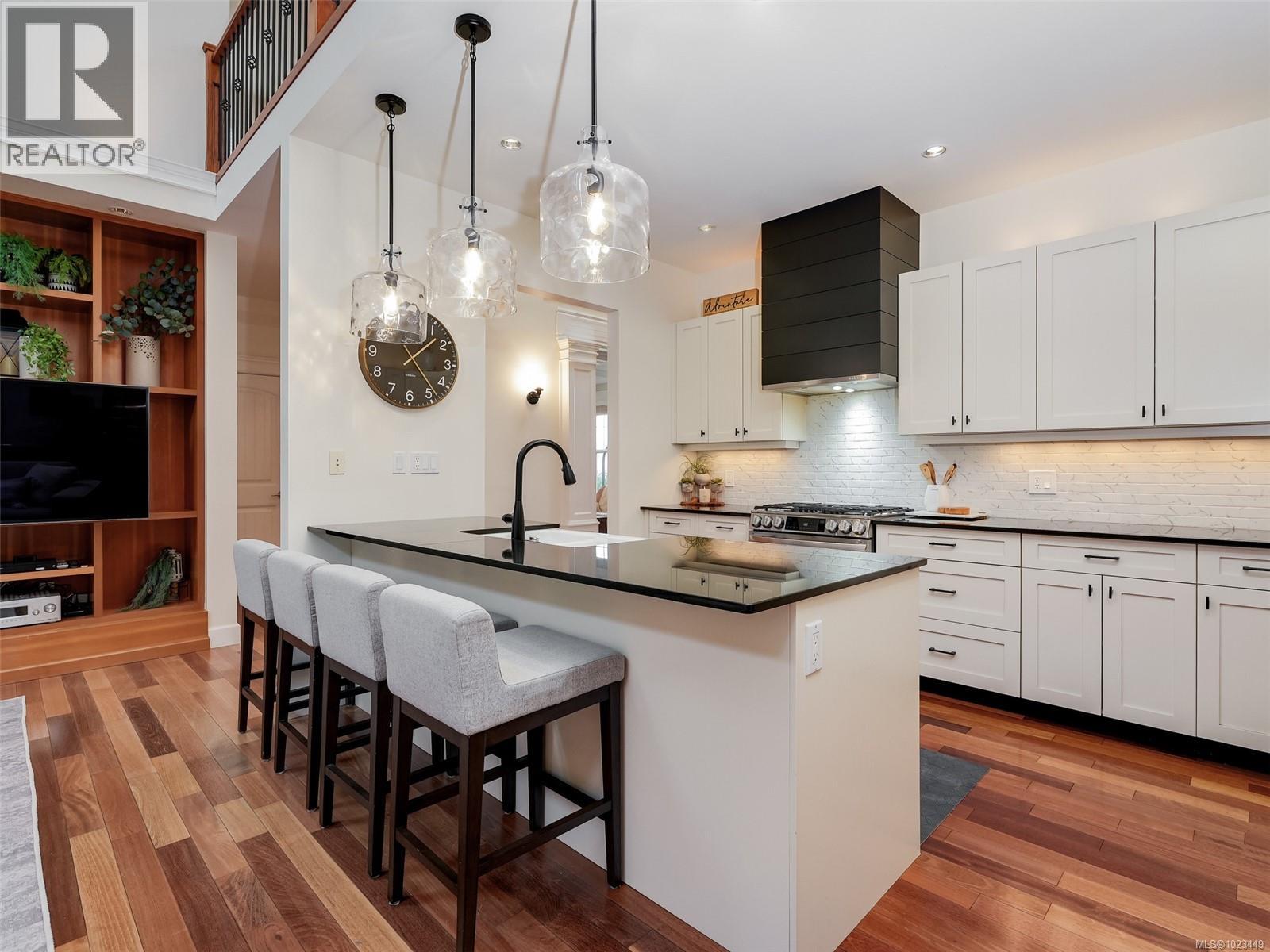  2196 Nicklaus Drive, Langford