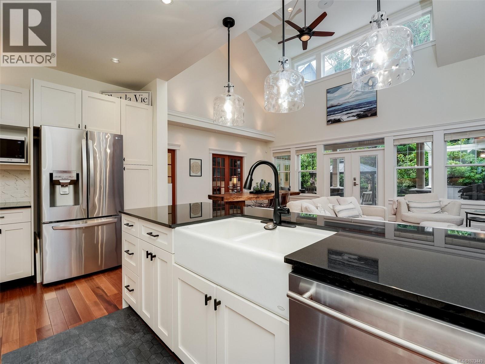  2196 Nicklaus Drive, Langford